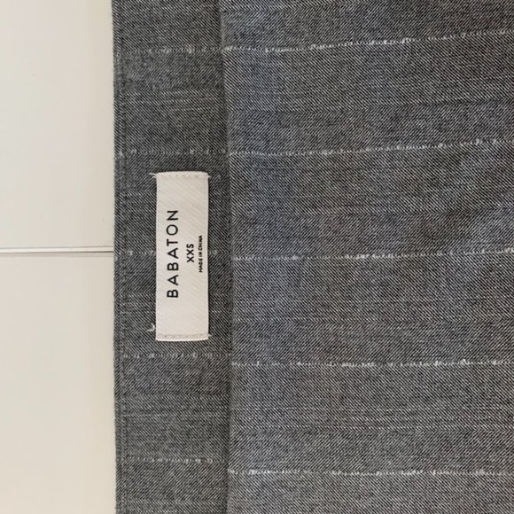 ARITZIA Babaton Malik Off-Shoulder Blouse (XXS) - Picture 4 of 6